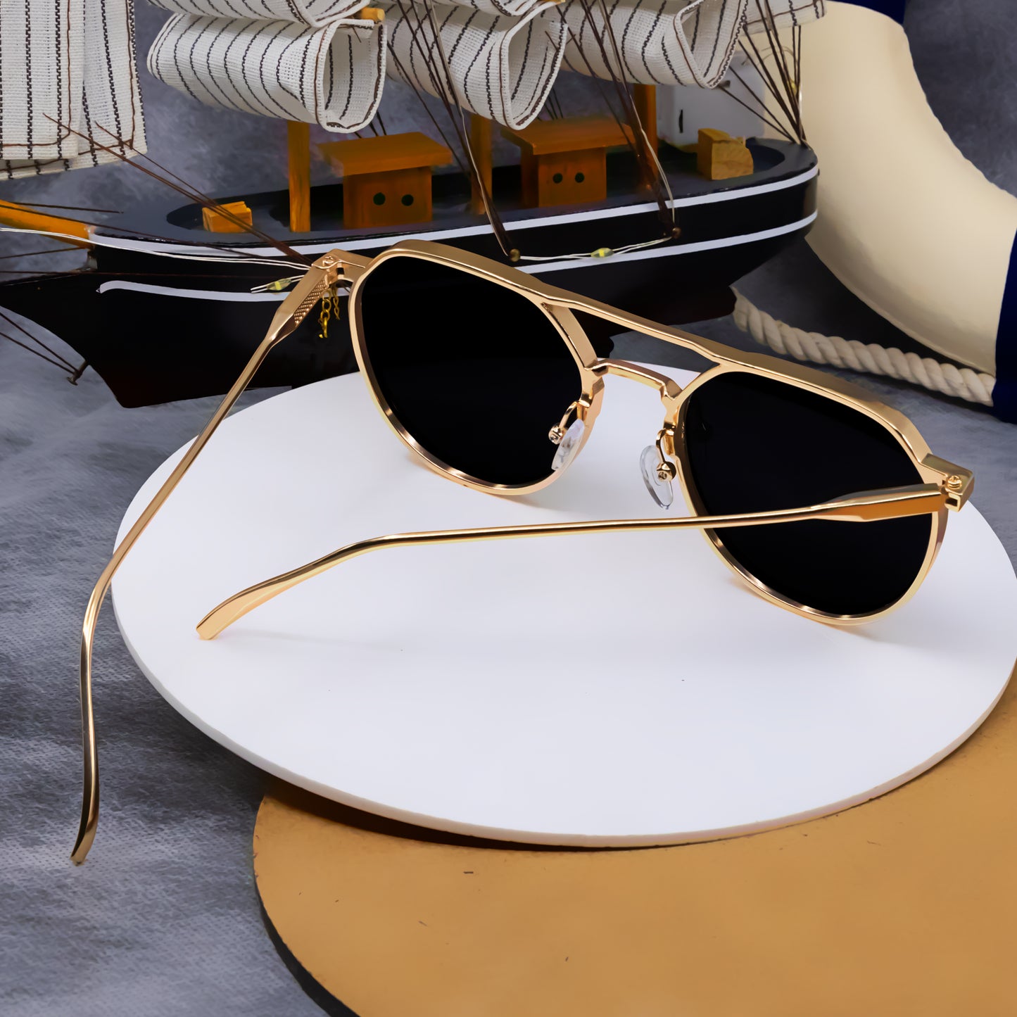 New Orbix 002 Gold And Black Unisex Sunglasses