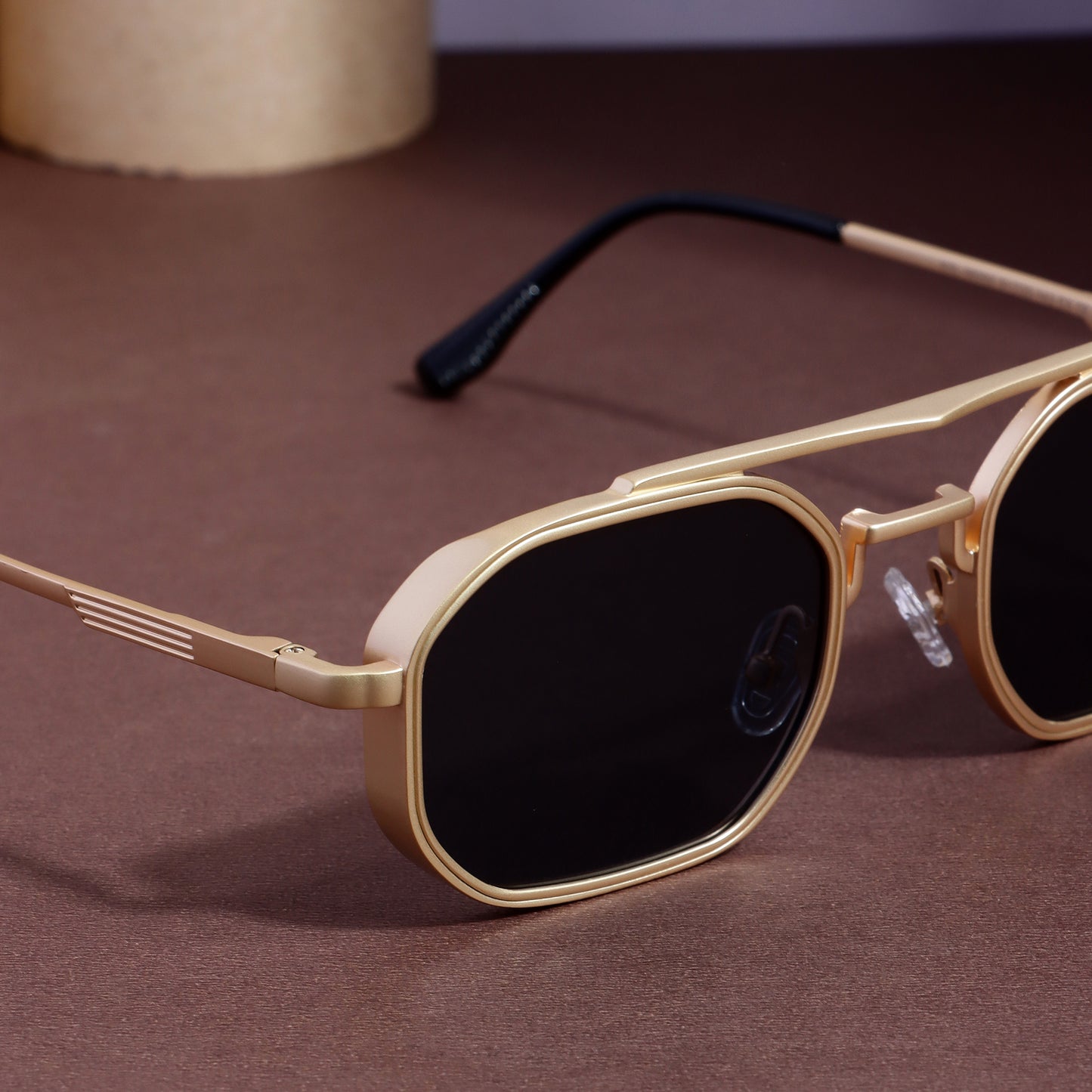 Regent R3 Unisex Sunglasses