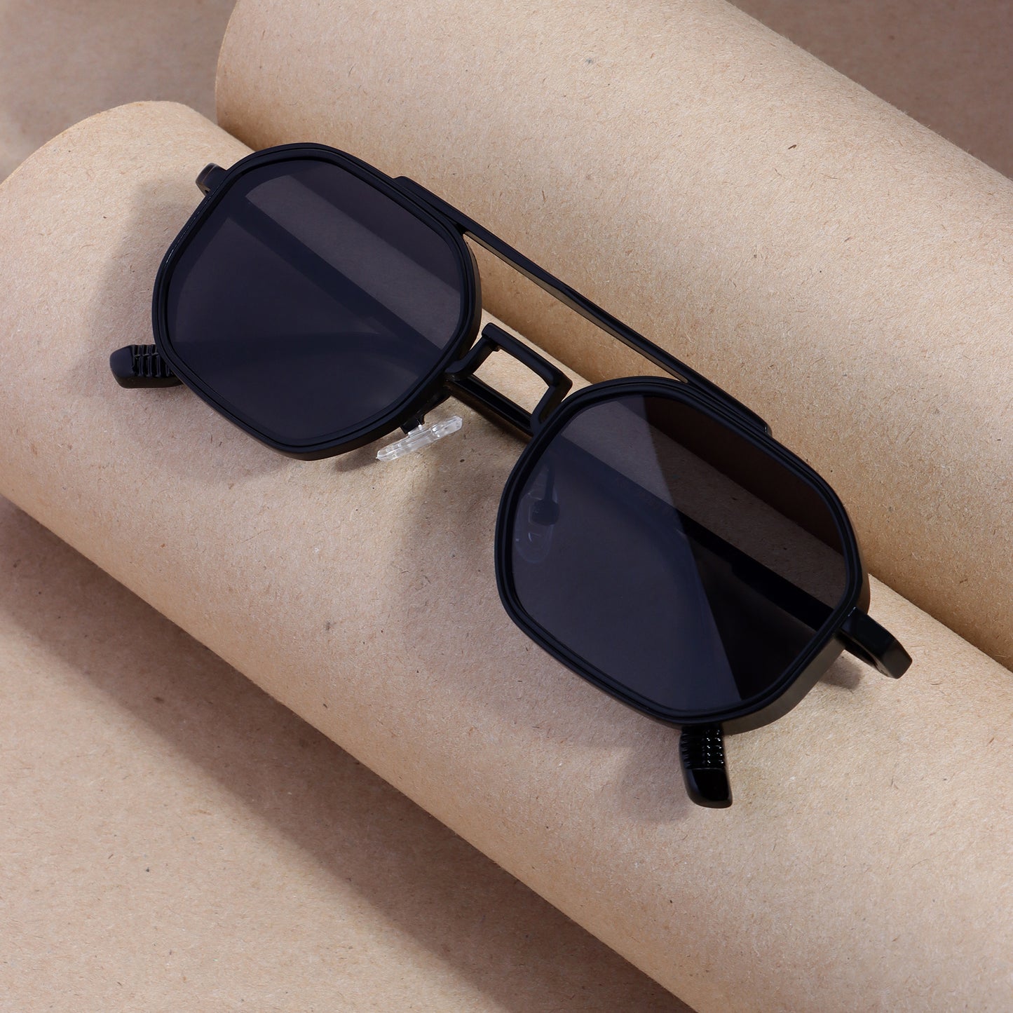 Regent R1 Unisex Sunglasses