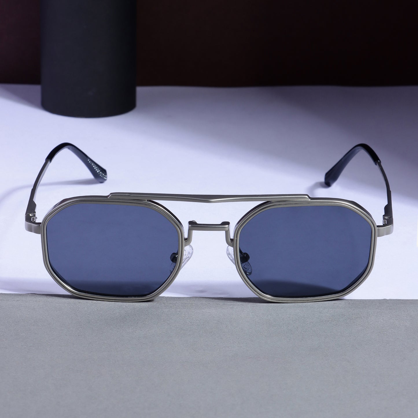 Regent R2 Unisex Sunglasses