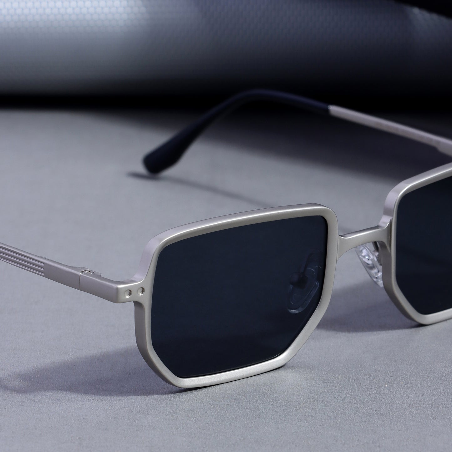 Rocco R3 Unisex Sunglasses